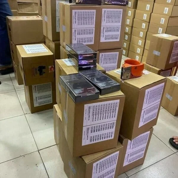 Iphone Wholesale​ — listing photo 2, lot PC-GENER-0084