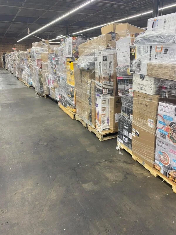 Appliance, Vacuums & Tools Pallet – Mixed Home Improvement Load (Wholesale Liquidation) — listing photo 4, lot PC-GENER-0031