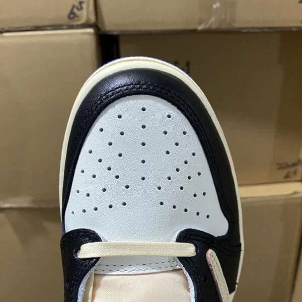 AJ1 Lightning Hook Low — listing photo 6, lot PC-GENER-0020