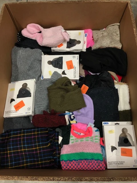Mixed Accessories Liquidation — listing photo 2, lot PC-GENER-0106