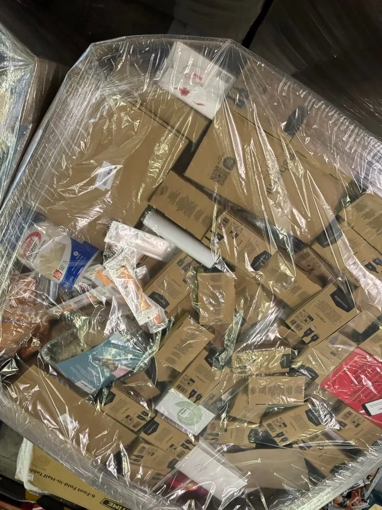 Amazon High Piece Truckload — listing photo 3, lot PC-TRUCK-0231