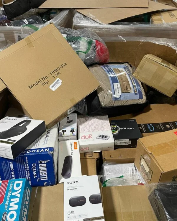 Amazon 7th Tall Small Pallets — listing photo 1, lot PC-AMAZO-0002