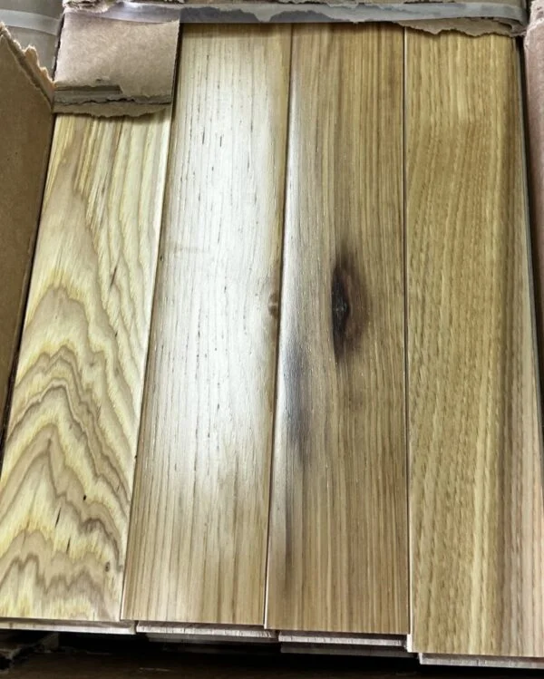 Bruce Hardwood Flooring C0610 (Sold By Box) — listing photo 1, lot PC-GENER-0040