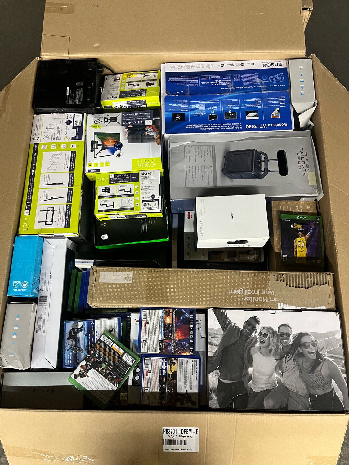 Target Electronics Assorted Box (Large) – Unmanifested Liquidation Lot — listing photo 6, lot PC-NEWAR-0202