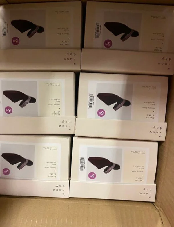 Shoes Truckload — listing photo 5, lot PC-TRUCK-0240