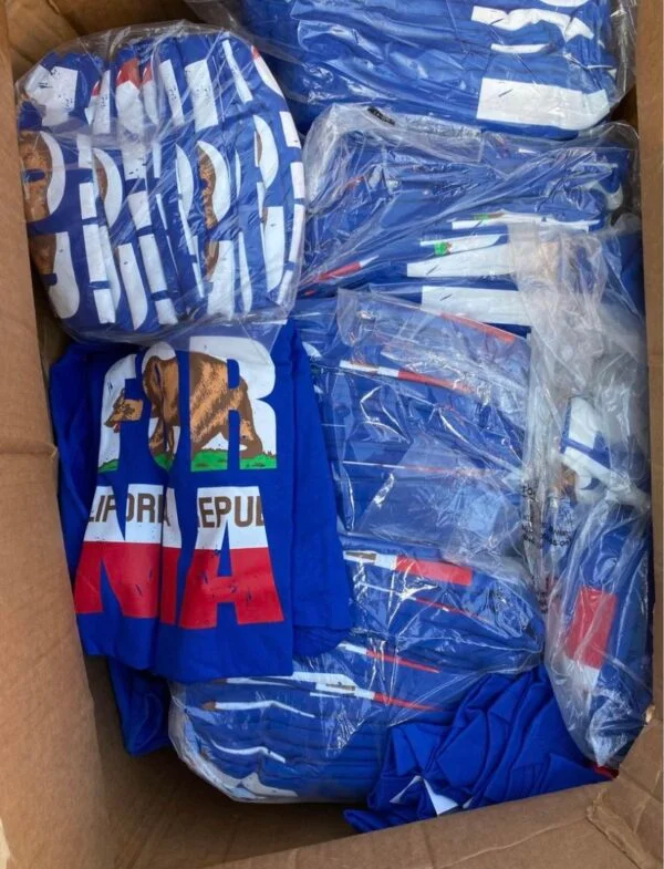 California Republic T-Shirts — listing photo 1, lot PC-GENER-0049