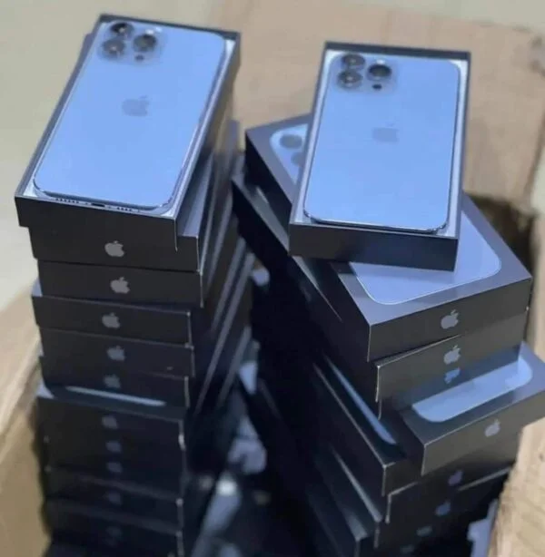 IPhone 13 Pro Max Pallets — listing photo 2, lot PC-GENER-0081