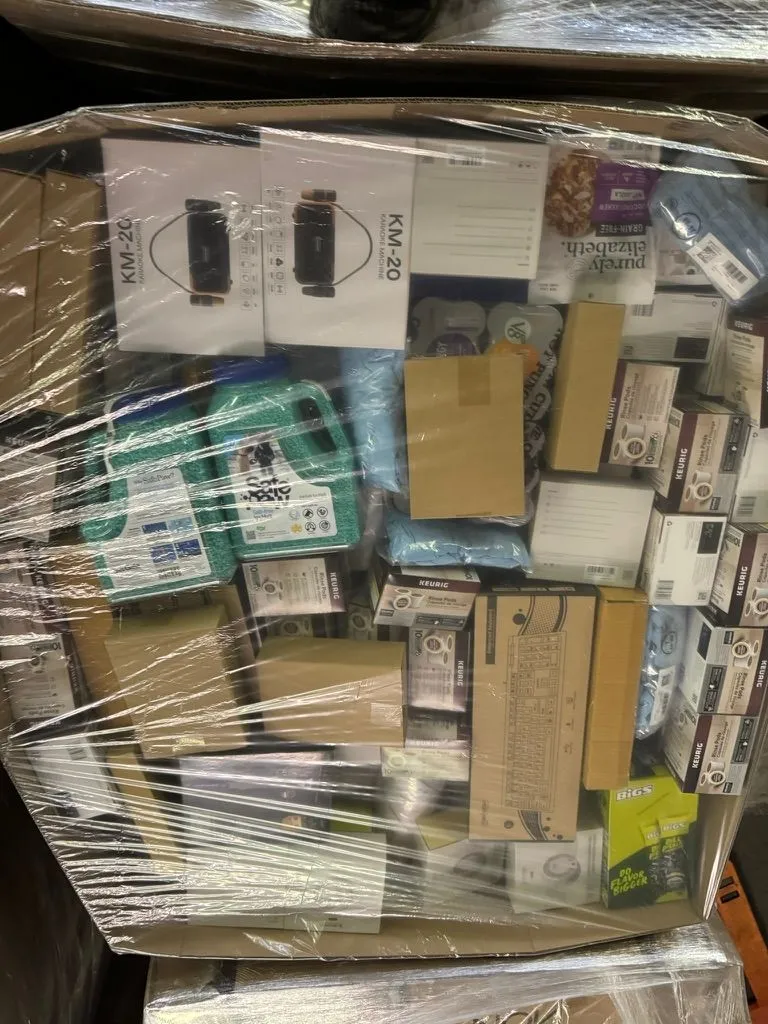 Amazon High Piece Truckload — listing photo 2, lot PC-TRUCK-0231