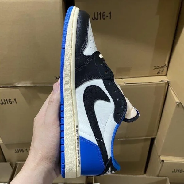 AJ1 Lightning Hook Low — listing photo 4, lot PC-GENER-0020
