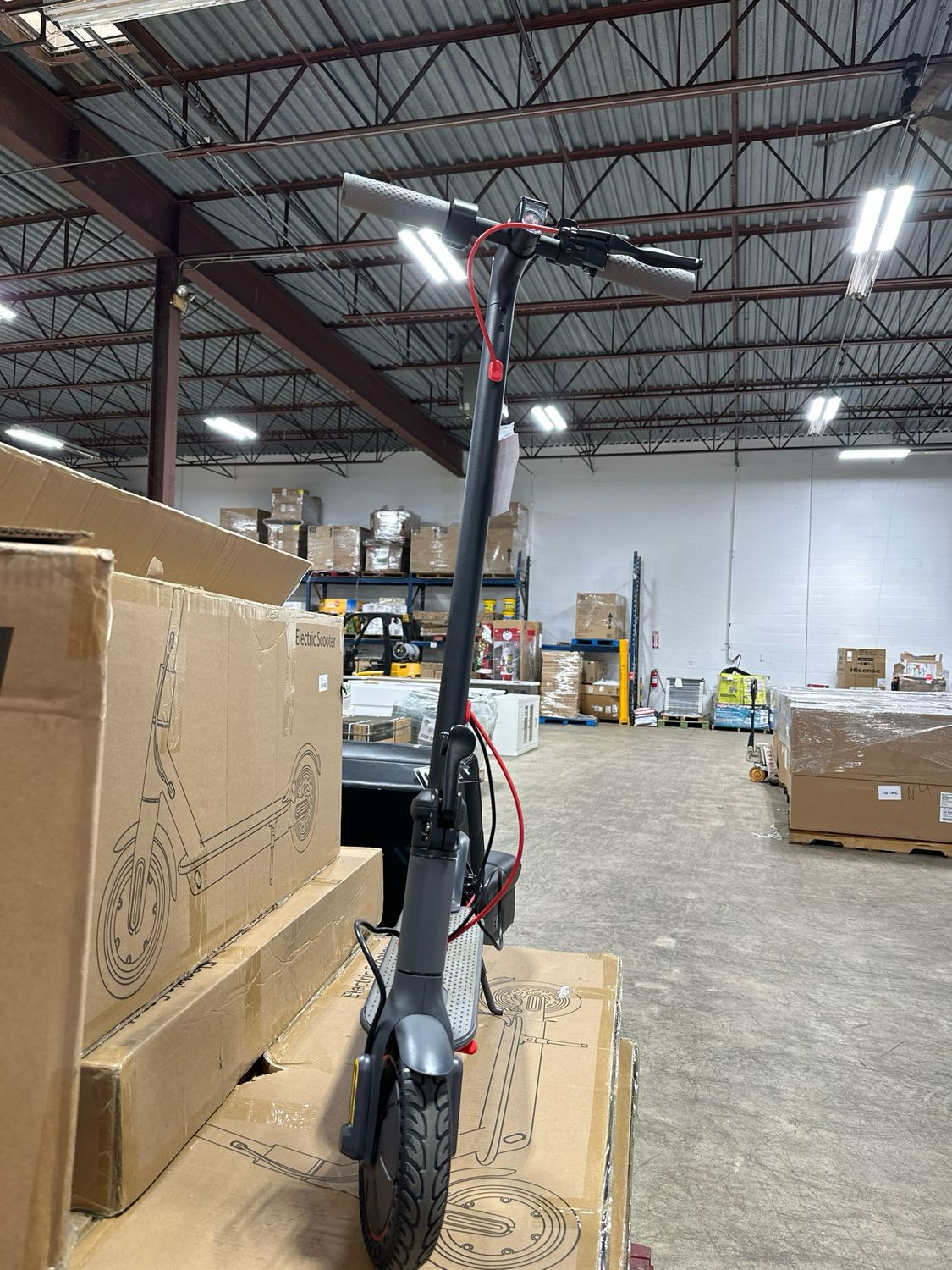 ELECTRIC SCOOTER — listing photo 2, lot PC-NEWAR-0199