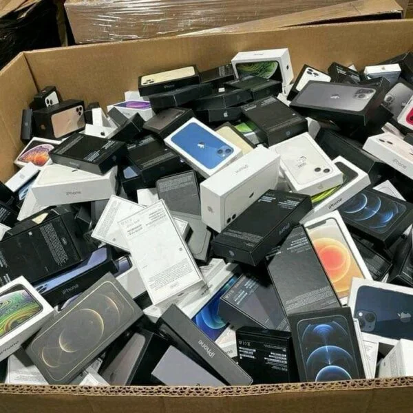 Wholesale Pallets of iPhones — listing photo 1, lot PC-GENER-0162