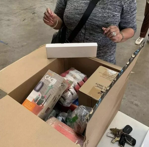 Assorted Returns Boxes by the Pallet – Unmanifested Liquidation — listing photo 4, lot PC-GENER-0113