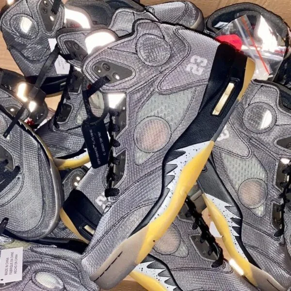 AJ5 Black Wings — listing photo 7, lot PC-GENER-0021