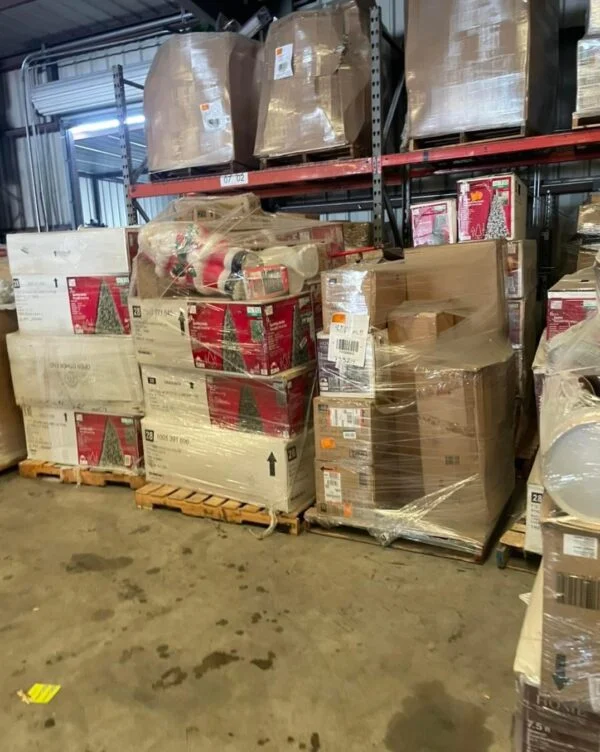 Christmas Trees Liquidation — listing photo 2, lot PC-GENER-0054