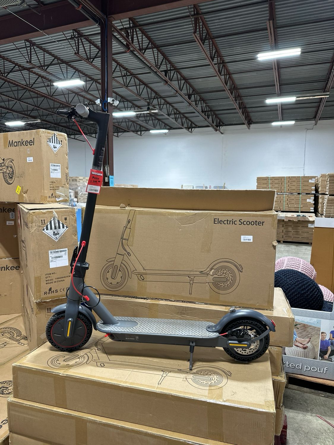 ELECTRIC SCOOTER — listing photo 1, lot PC-NEWAR-0199