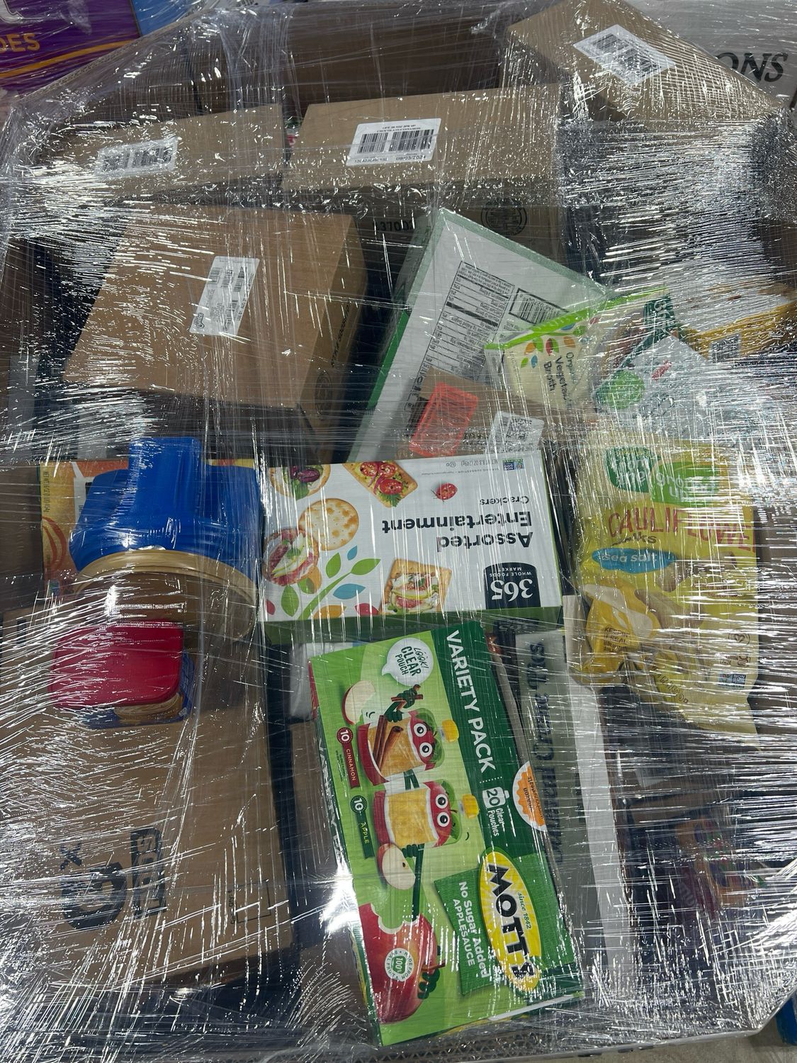 Amazon Food Pallet AMZF-3506 — listing photo 1, lot PC-AMAZO-0013