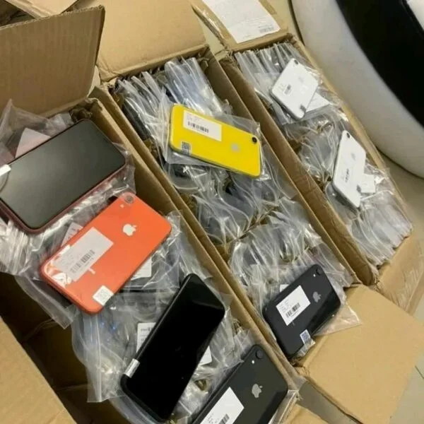 Iphone Wholesale​ — listing photo 3, lot PC-GENER-0084