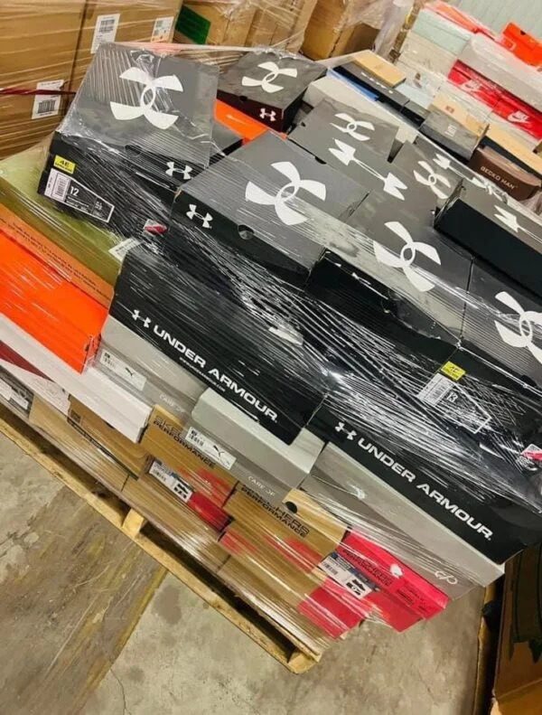 Branded Shoe Load — listing photo 2, lot PC-GENER-0038