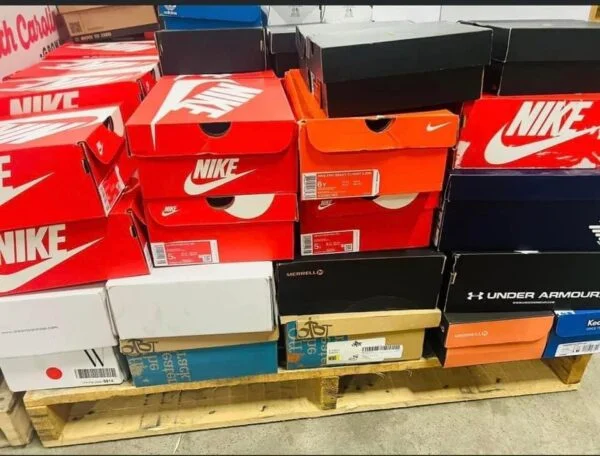 Branded Shoe Load — listing photo 4, lot PC-GENER-0038